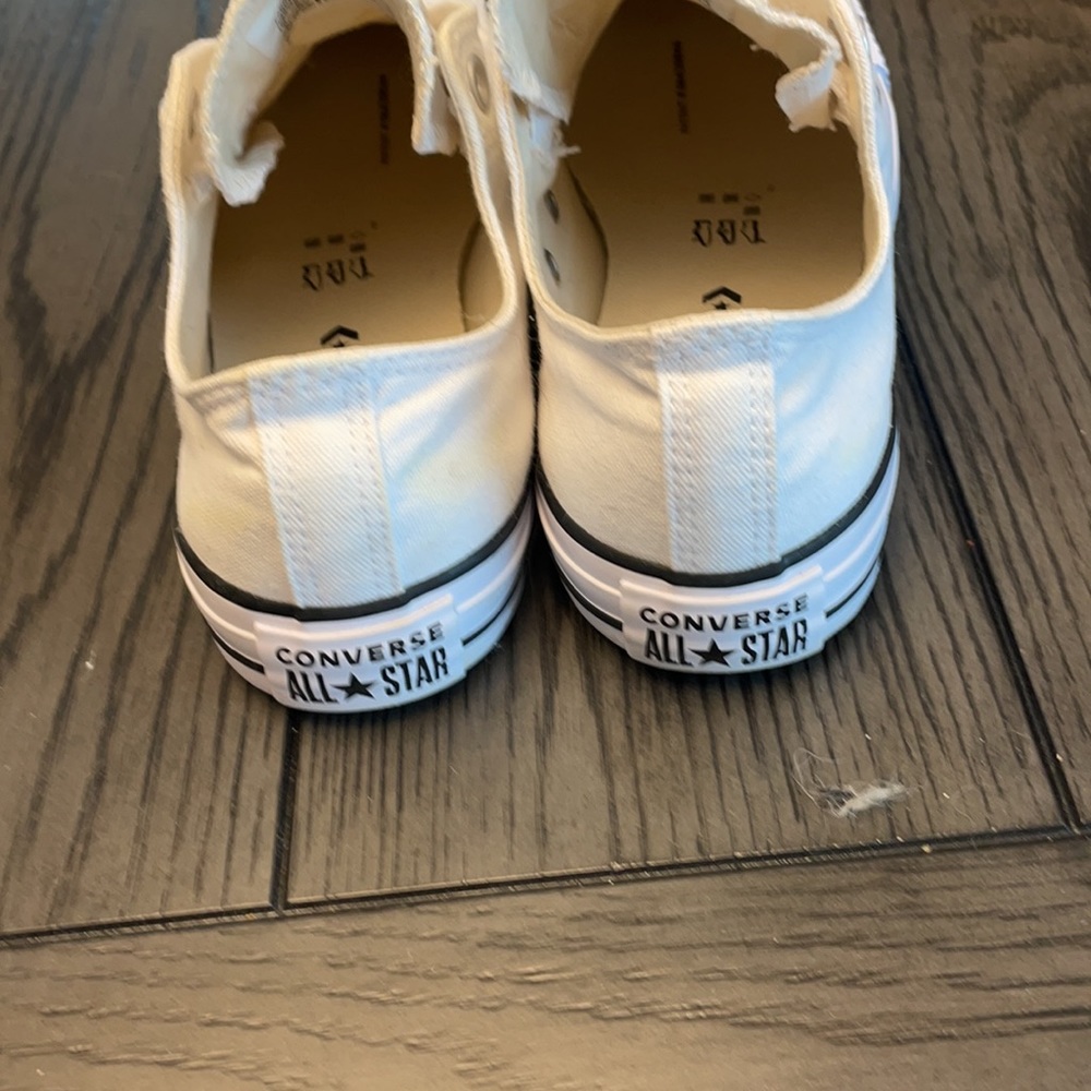 Converse - Picture 3 of 4